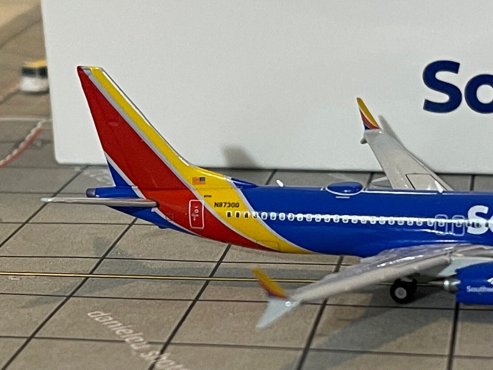 Gemini Jets SOUTHWEST AIRLINES B 737 MAX 8 N8705Q 1/400 - Hard to find!