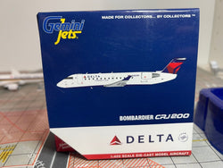 Gemini Jets Delta Connection CRJ 200 1:400