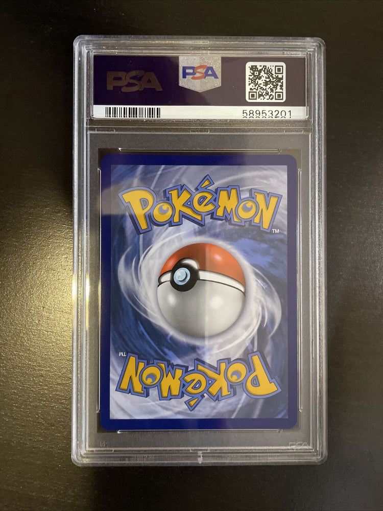 PSA 10 Pokemon Ball Guy #065/072 Shining Fates