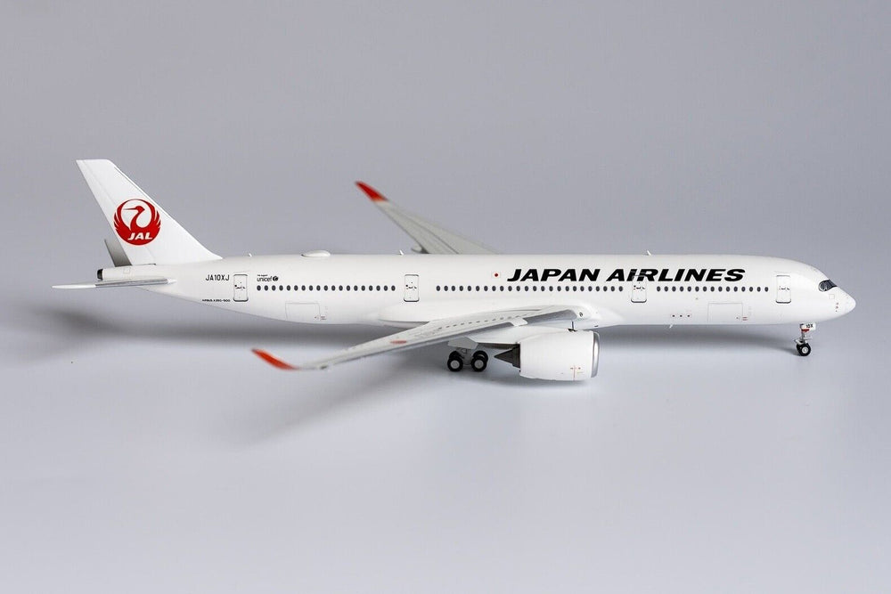1:400 NG Models 39032 Japan Airlines Airbus A350-900 JA10XJ